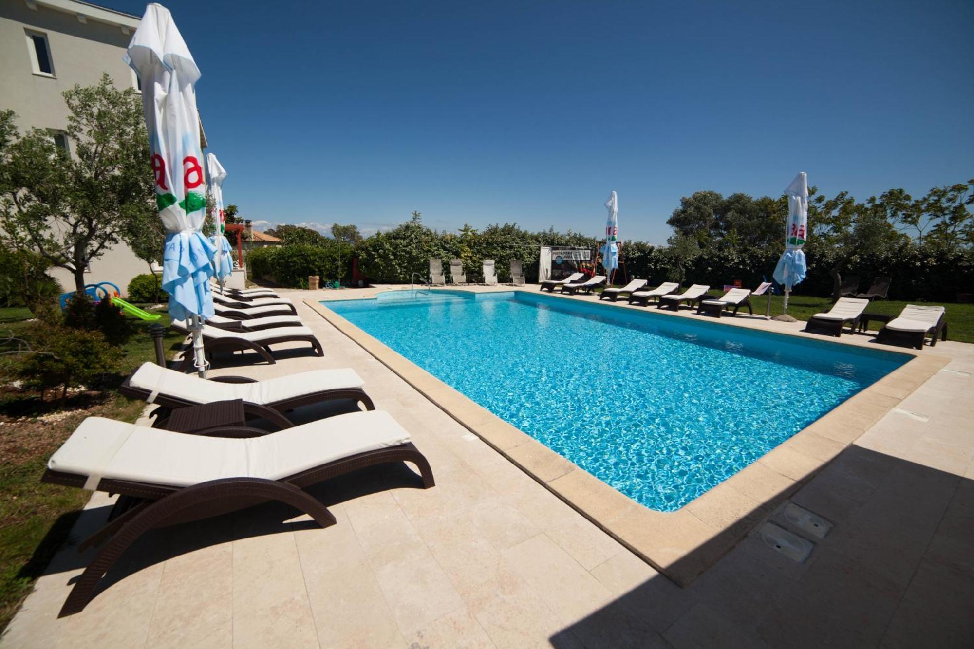 Hotel Manora Nerezine Esterno foto