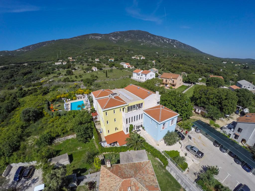 Hotel Manora Nerezine Esterno foto